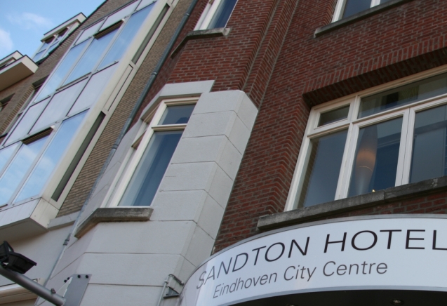 Vooraanzicht Sandton Hotel Eindhoven City Center