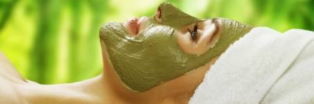 Een masker bij uw gezichtsbehandeling Een masker bij uw gezichtsbehandeling