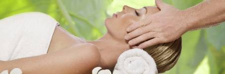 Heerlijk ontspannen met een beautybehandeling Heerlijk ontspannen met een beautybehandeling