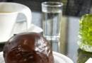 Bossche Bol met koffie