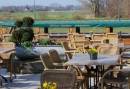 Terras bij de Rietstulp