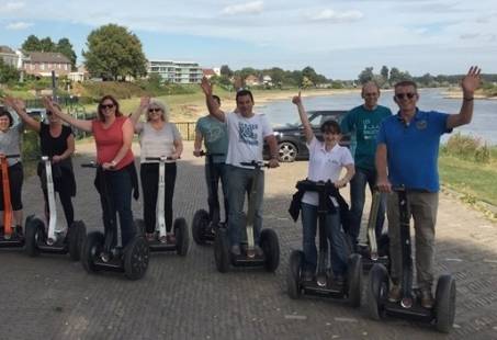Relatiedag op de Veluwe - E-scooter & Segway rijden en afsluiten met een buffet