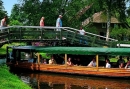 Ontdek de rust tijdens een Avond Rondvaart in het prachtige Giethoorn
