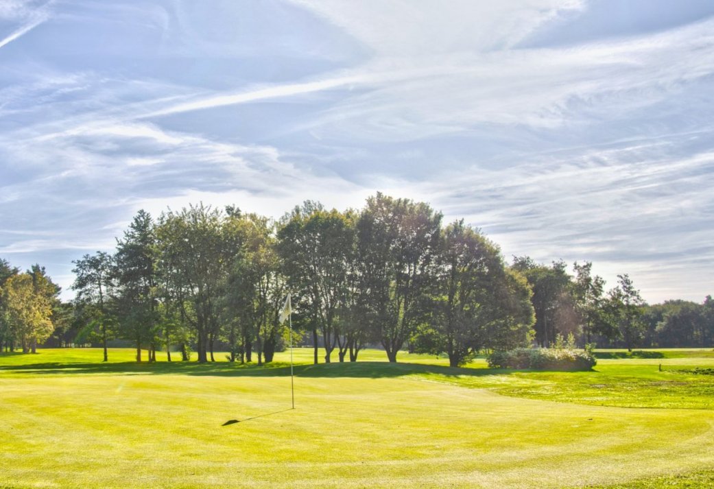 3 Daags Golfarrangement met verblijf in Zeegse en 1 dag 18 holes golfen in Drenthe