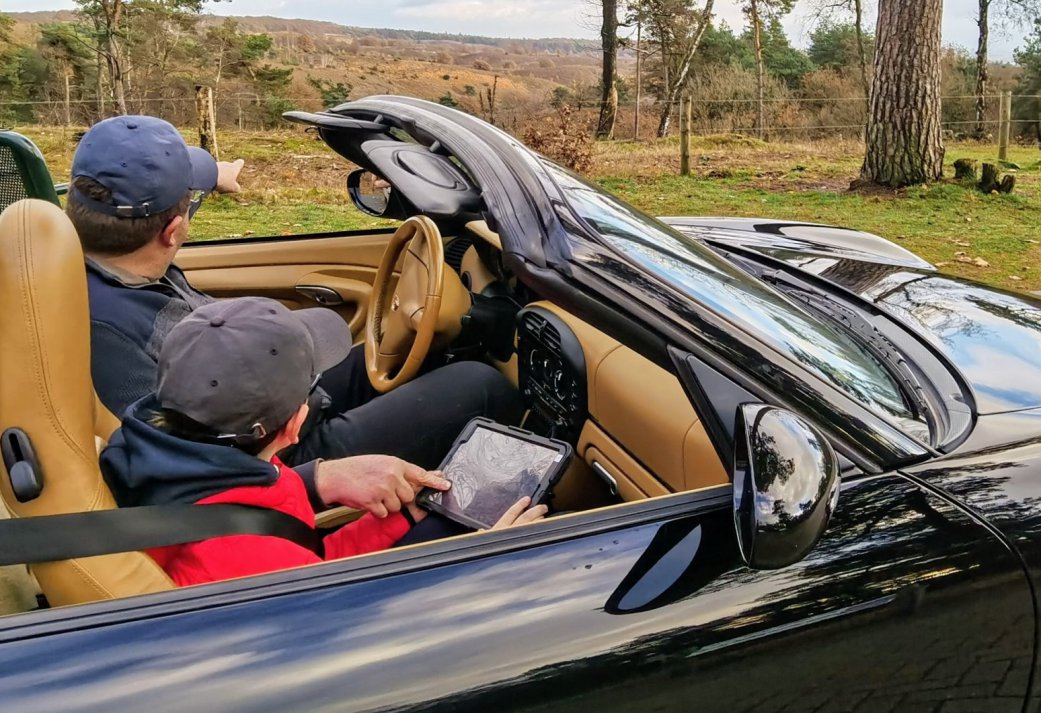 Romantisch nachtje weg in de winter met Veluwse auto tour