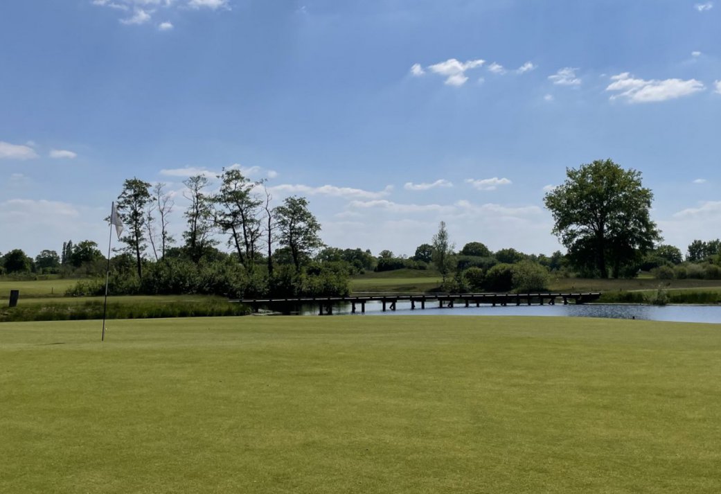 2-daagse Wellness en Golfarrangement - Heerlijk ontspannen en 18 holes golfen in Brabant