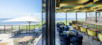 Skybar in het strandhotel in Wijk aan Zee