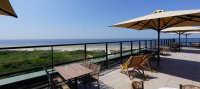 Terras bij het Strandhotel in Wijk aan Zee