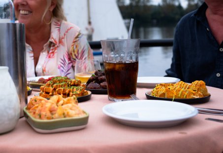 Onvergetelijk groepsuitje op het water - BBQ Boot in Den Bosch