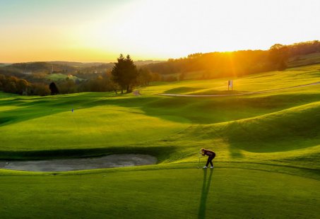 2-daags Romantisch Golfarrangement in Durbuy - Overnachten in 5-sterrenhotel