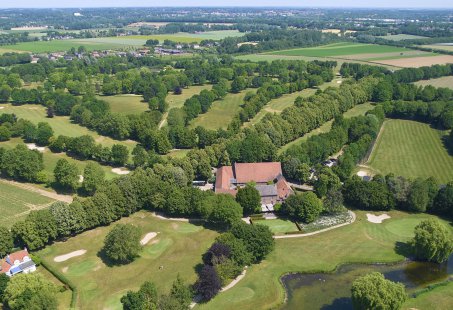 2-daags Culinair golfarrangement - Golfen op 2 golfbanen en slapen in een klooster in Valkenburg